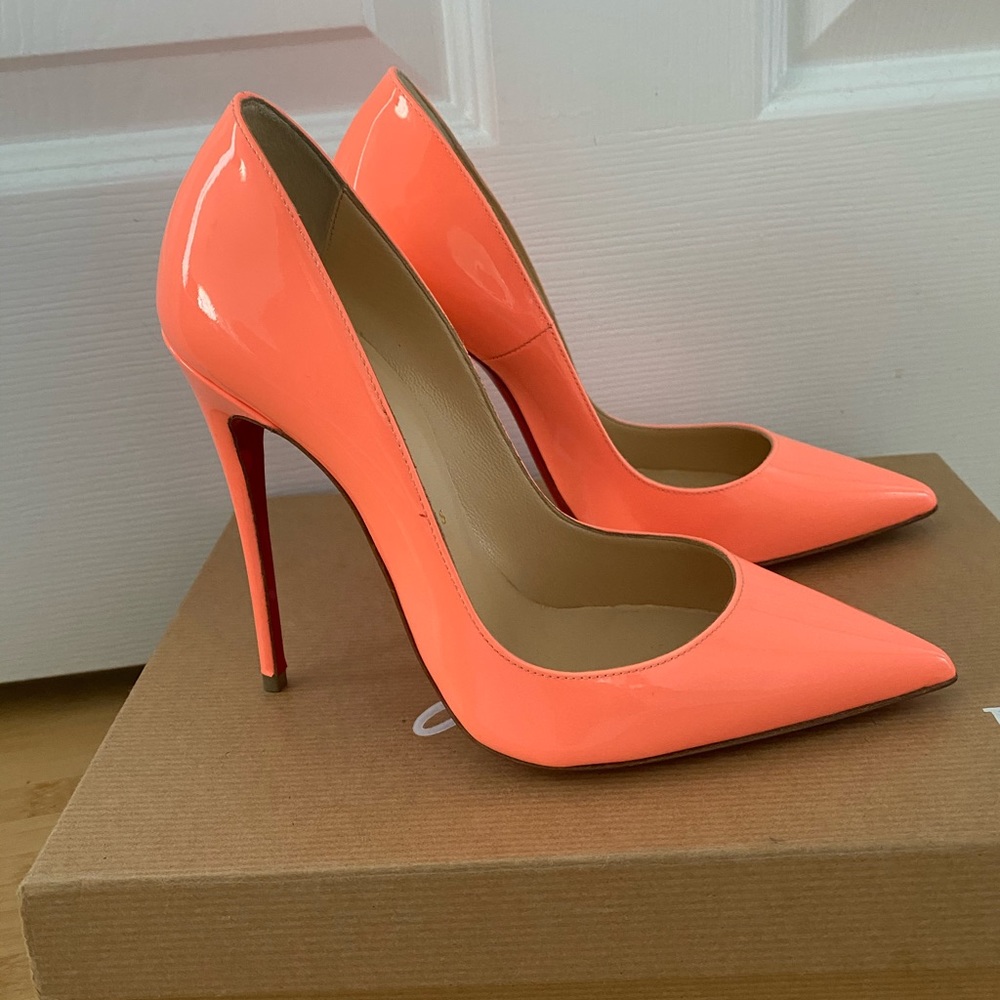 Christian Louboutin So Kate shoes 5/35.5